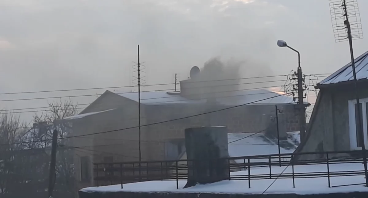 WCZK ostrzega radomszczan: - Dzisiaj znów będziecie oddychać smogiem. Pogoda nie pomaga