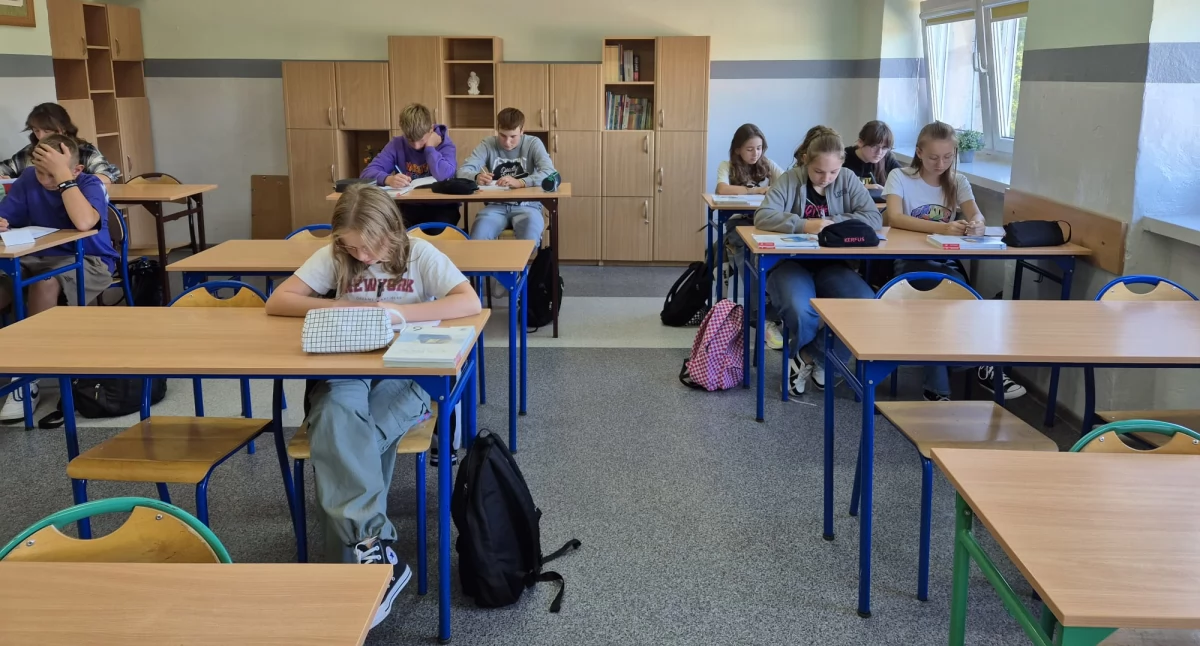 Nauczyciel cierpiący (nie za miliony): „No tak, jęczymy. Jakbyśmy to mieli we krwi