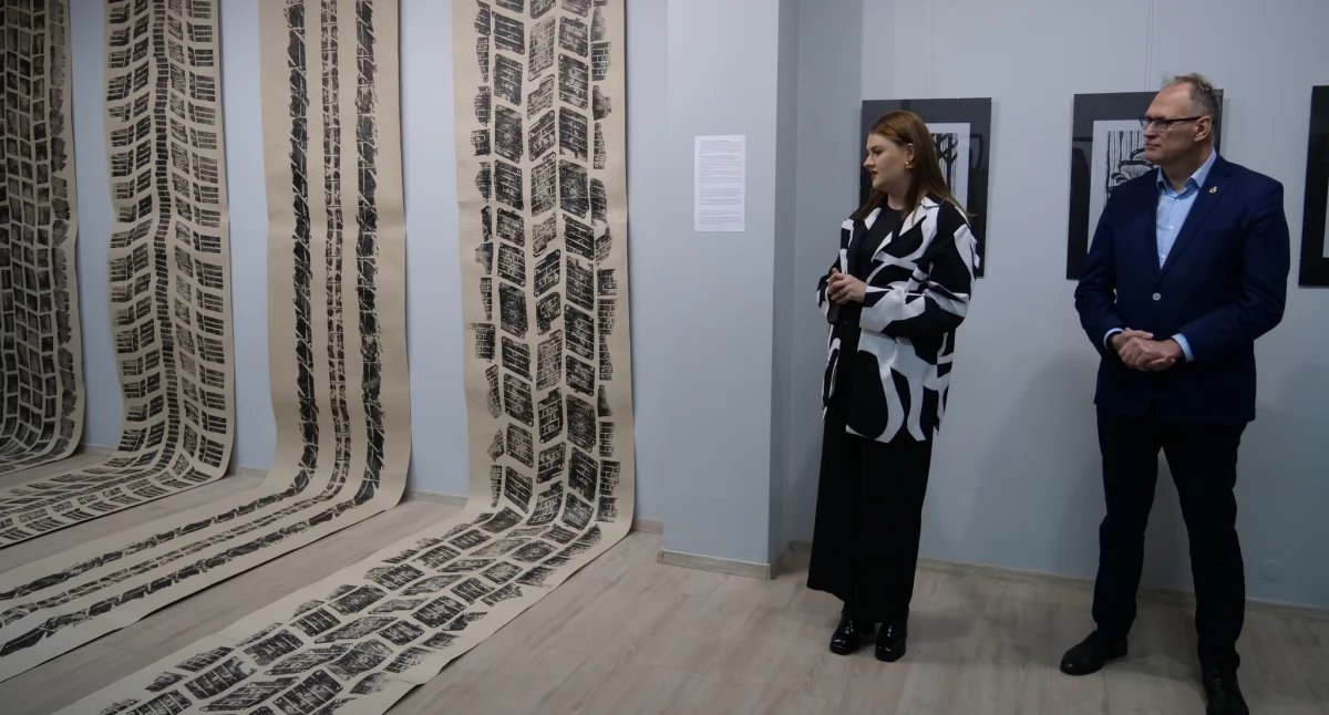 Trakt czasu. Pierwsza wystawa indywidualna Dominiki Sukiennik w galerii MDK
