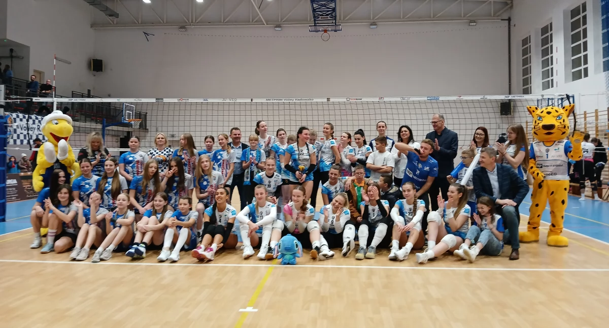 Siatkarze METPRIM Volley Radomsko pobili wicelidera z Bełchatowa