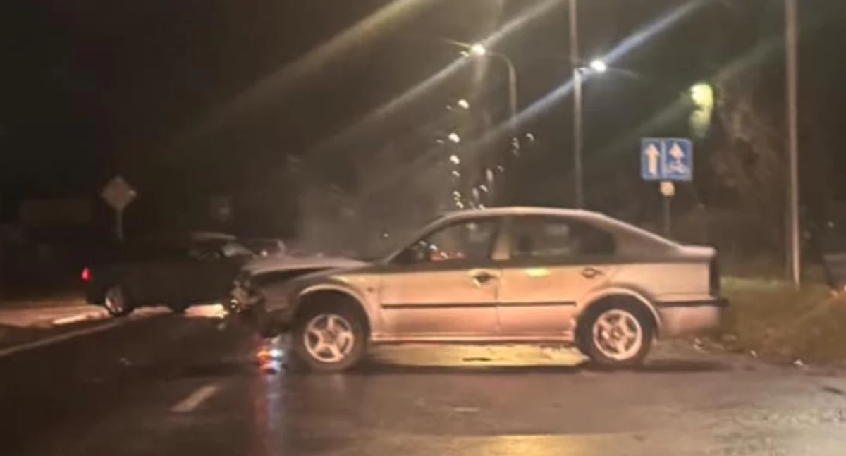 Zderzenie Skody z Renault na Sucharskiego. Sprawca wydmuchał w alkomat 0,3 promila