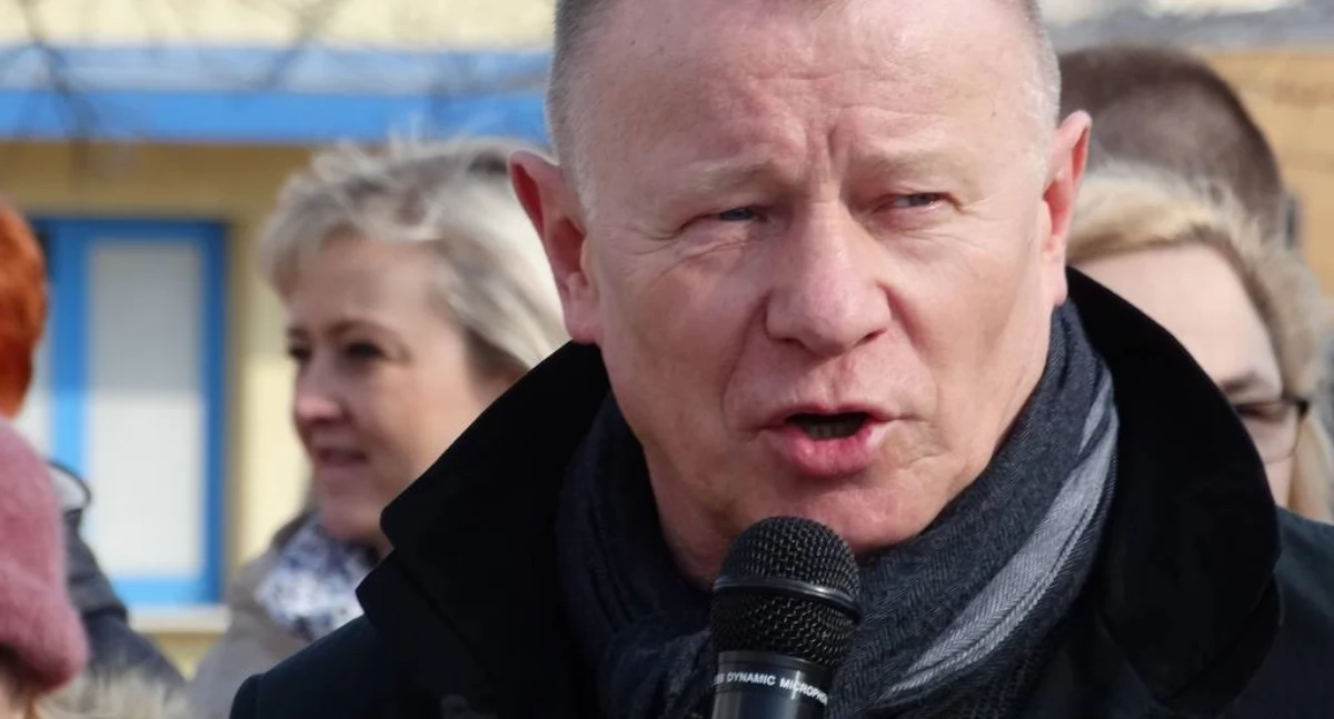 Jawne Wielgomłyny: - Sekretarz to TW Mariola (Podobno donosił na kolegów). Mieczysław Zyskowski: - To ohydny paszkwil