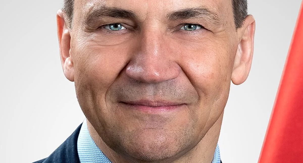 Nowak komentuje: W Trzaskowskim brakuje mi charyzmy a w Sikorskim?