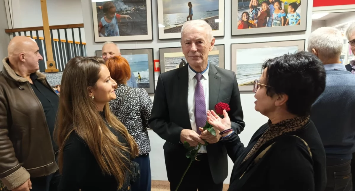 Wystawa fotografii Czesława Polcyna. Filipiny, to słońce i uśmiechnięte dzieci
