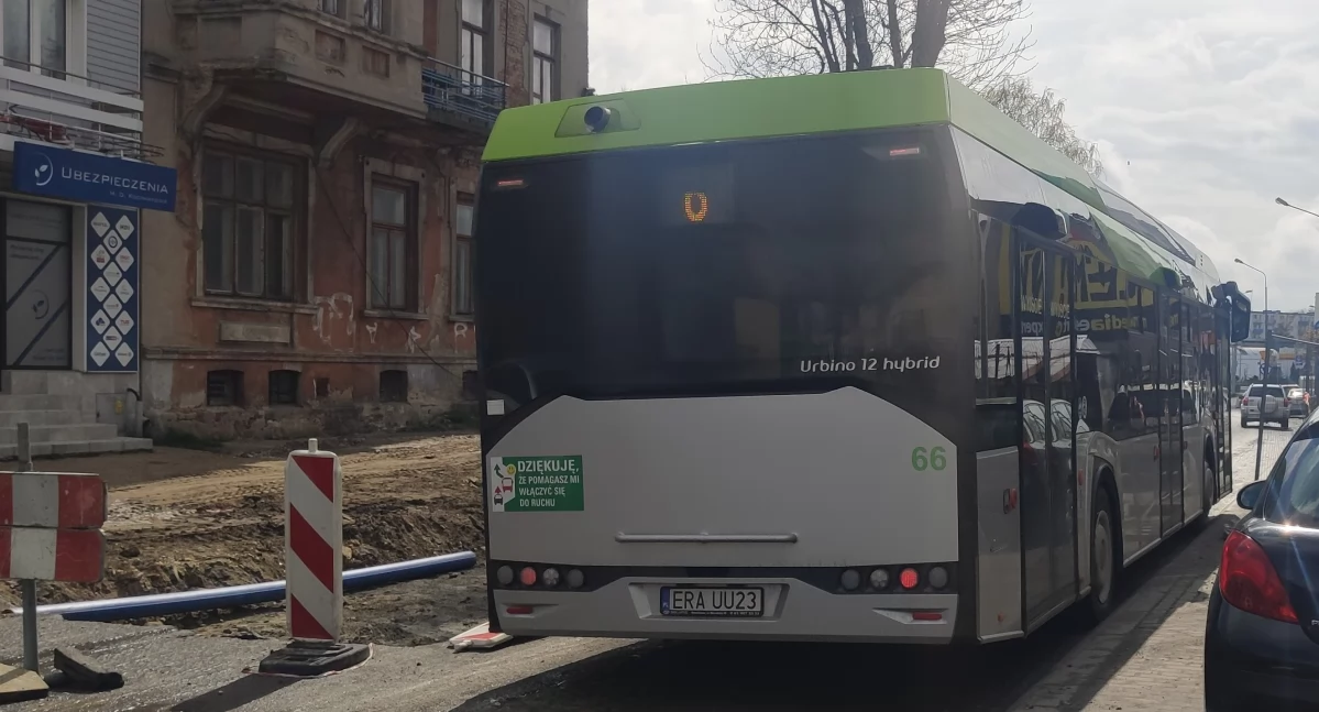 Miejskie Przedsiębiorstwo Komunikacyjne pod kreską. Taką na półtora miliona. To efekt darmowych przejazdów