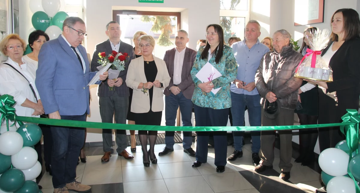 Mieszkańcy gminy Ładzice będą mieli bliżej do banku. Właśnie otwarto filię Banku Spółdzielczego w UG