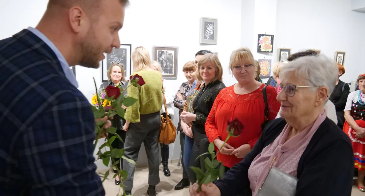 Z serca tworzone. Wystawa podopiecznych zajęć terapeutycznych stowarzyszenia Hospicjum w MDK