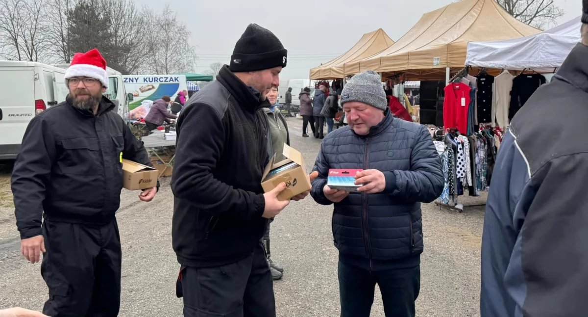 Mieszkańcy gminy Kobiele Wielkie wybrali się na zakupy, a wrócili do domów z czujkami czadu
