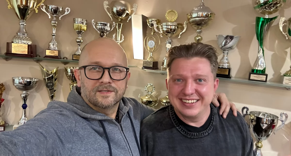 Dziś będzie świątecznie, jarmarcznie i życzeniowo [podcast Dwaj Panowie AA]