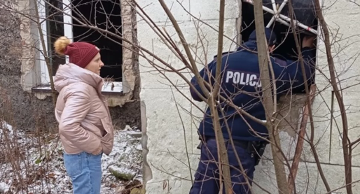 Podinspektor Wlazłowska: - Osoby leżące, siedzące na przystankach czy ławkach w parku, zwłaszcza będące pod wpływem alkoholu, również potrzebują pomocy