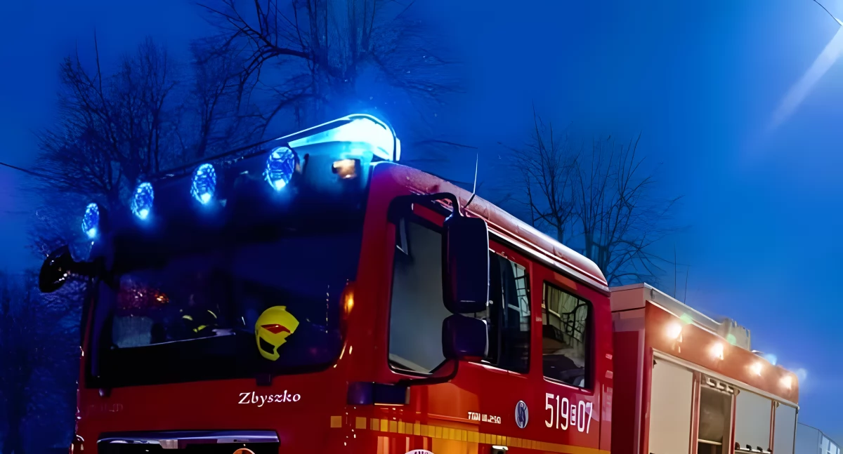 Nie było wolnej karetki, na miejsce wysłano strażaków. 54-latek targnął się na swoje życie