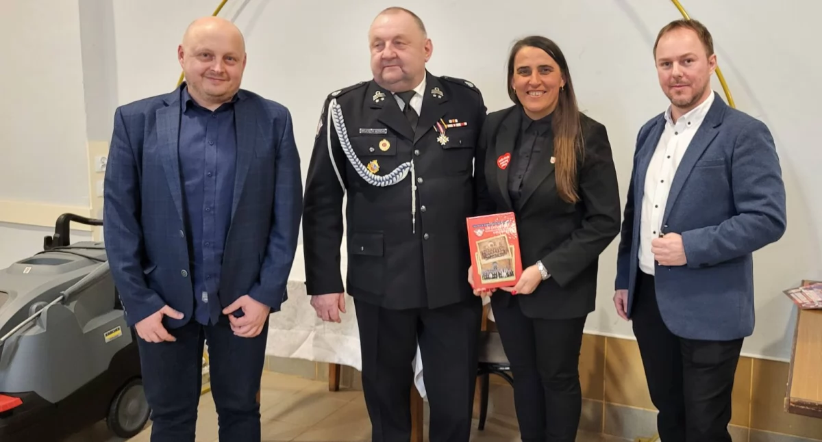 125 lat służby OSP w Przedborzu. Najaktywniejsi druhowie otrzymali statuetki