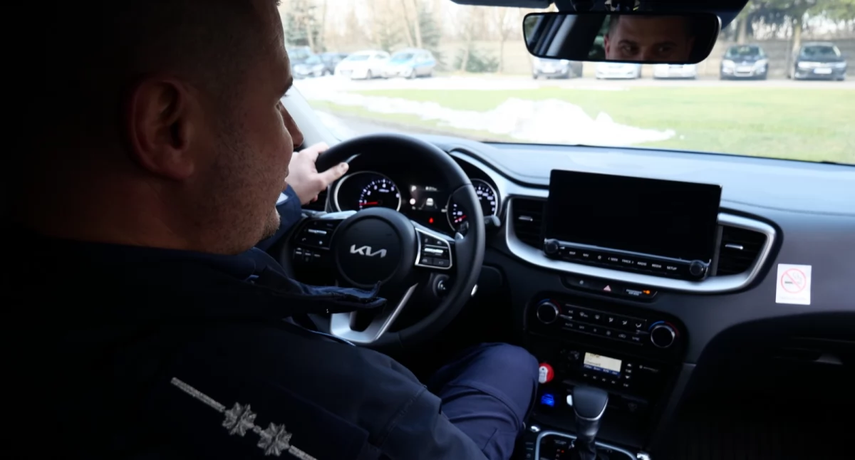 Policja i samorządy zrzuciły się na nowe radiowozy. I kupiły trzy. Dostali je policjanci z Radomska, Kamieńska i Przedborza