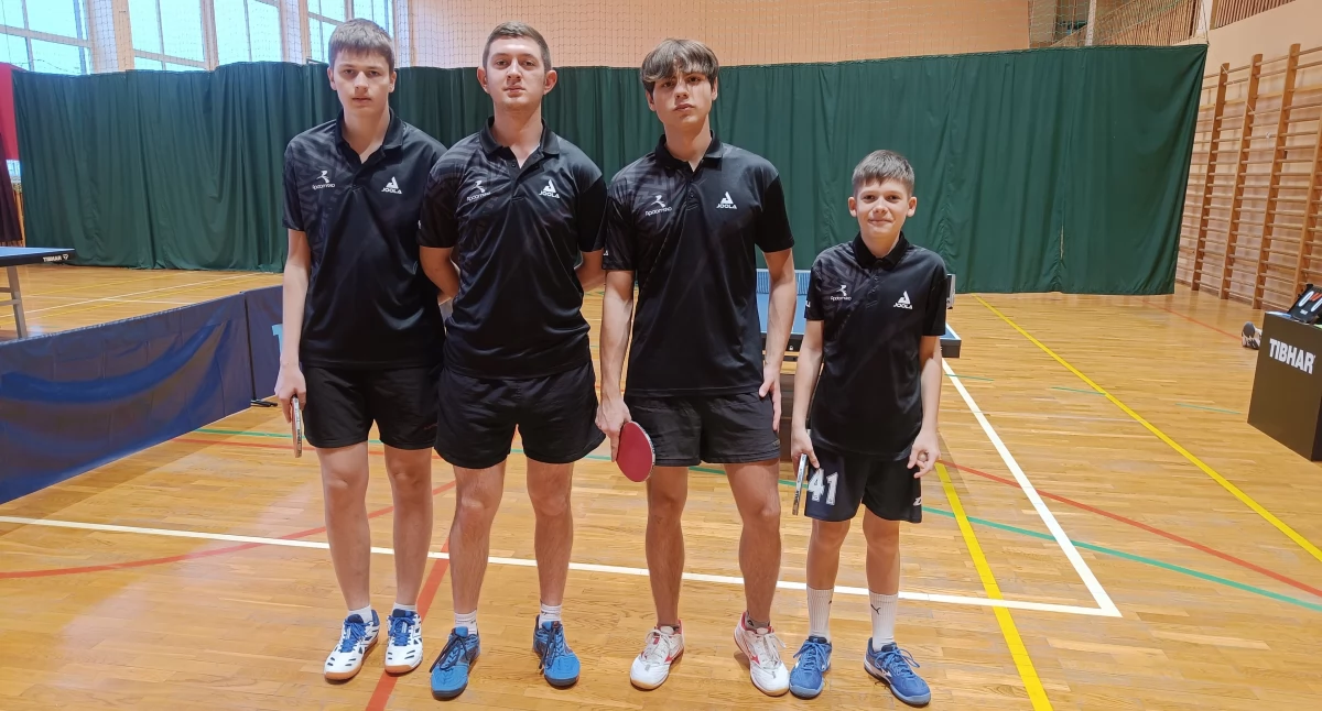 Tenis. Awanse tenisistów stołowych w turniejach kwalifikacyjnych