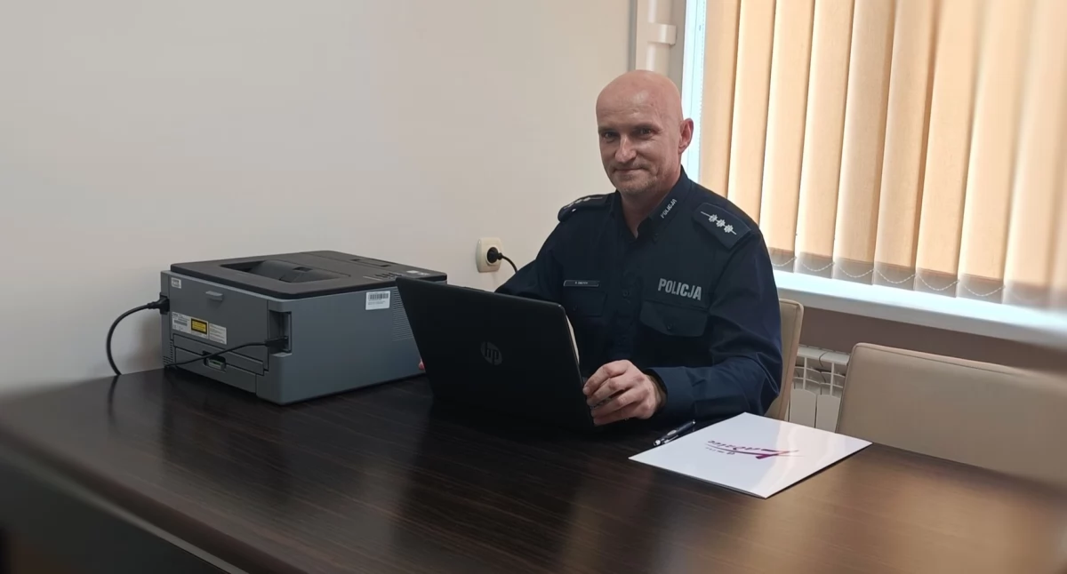 Starszy aspirant Robert Smutek został dzielnicowym w gminie Ładzice. Z radością