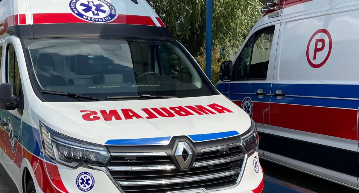 Rodzina straciła kontakt z mężczyzną. Strażacy otworzyli mieszkanie
