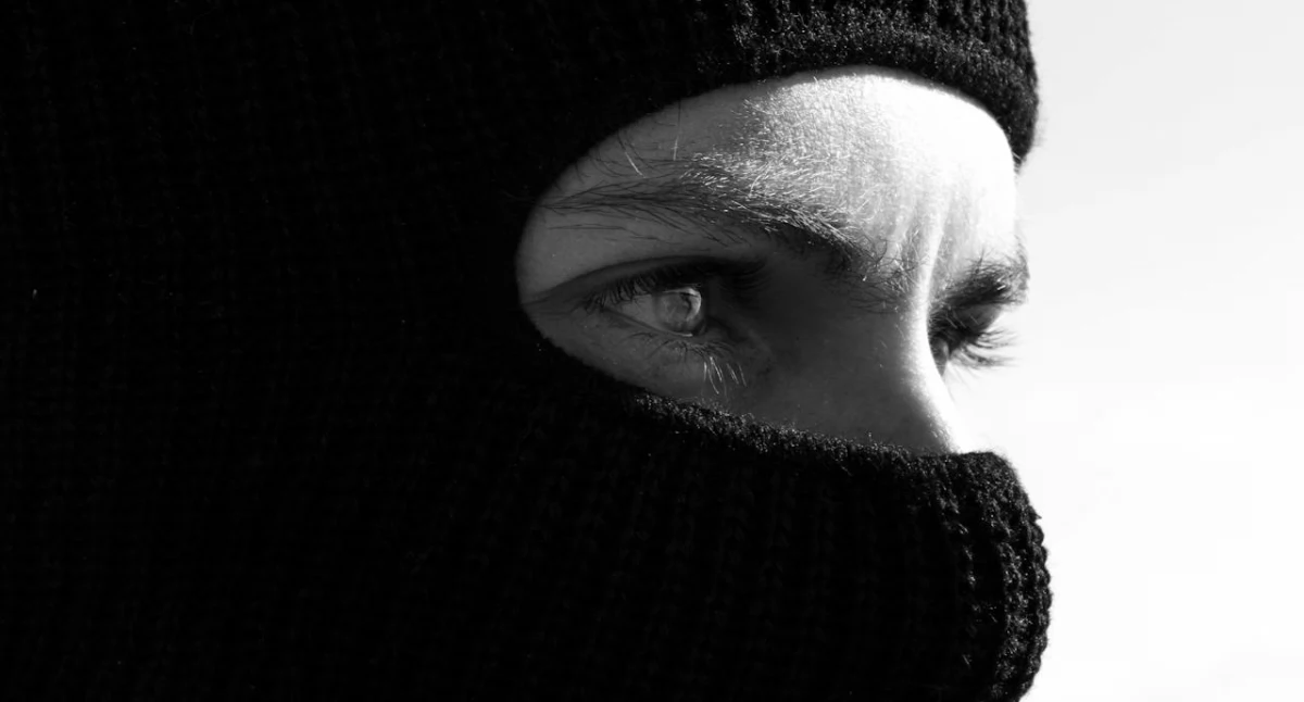 12-latek: - Ci mężczyźni byli zamaskowani i szli do mnie. Policja: - Nie było takiego zgłoszenia. Mama chłopca: - Mój syn nie kłamie, przecież tego nie wymyślił