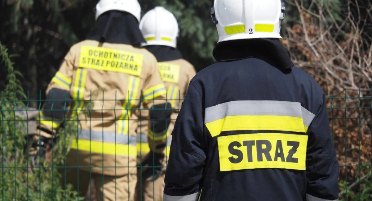 Nie ma karetki, jadą strażacy. Pomocy potrzebowała 80-letnia radomszczanka
