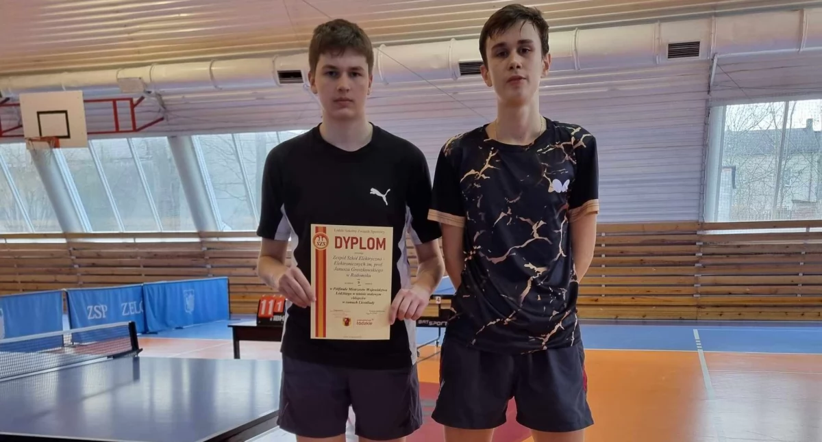 Kacper Cieciura i Szymon Janocha, tenisiści z Elektryka wicemistrzami województwa łódzkiego. 