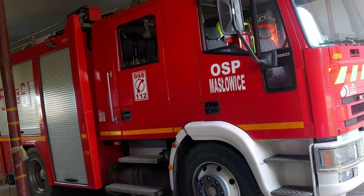 Strażacy wezwani do jednego z domów w miejscowości Przerąb. Do szpitala odwieziono 68-latka
