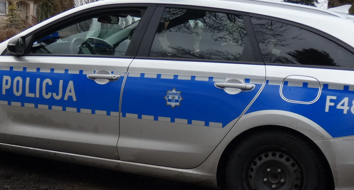 27-latka za kierownicą Audi. Prowadziła, bo… jej pijany kolega nie mógł