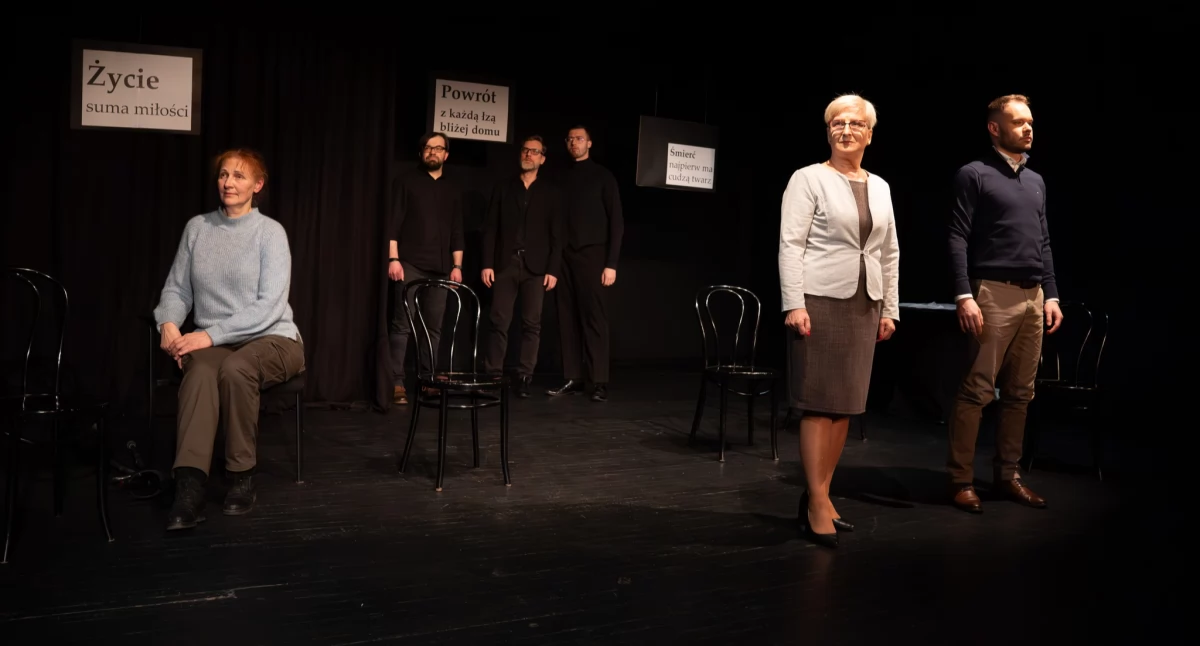 Rzeczy ważne nie tylko dla Ireneusza Kaczmarczyka. Kolejny spektakl Sceny Poezji w Miejskim Domu Kultury