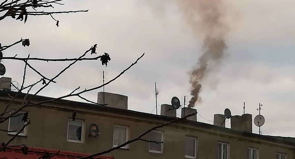 Alert RCB: Dziś jest wyjątkowo zła jakość powietrza. PM10 oznacza smog