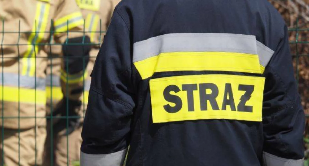 Dwa razy odezwał się alarm czujki czadu. Strażacy ruszyli do akcji