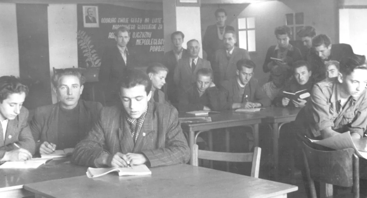 [Historia Gazetą pisana] Na jednym z bloków zauważono wizerunek Chrystusa. Cud?