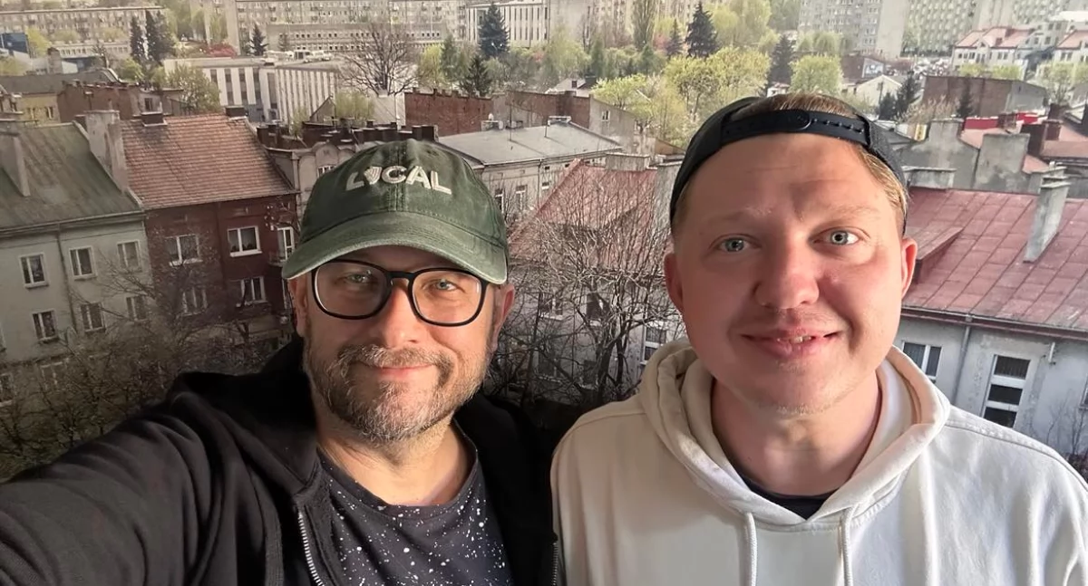 Ziemia jest płaska, ewolucji nie było a lekarstwo na raka istnieje, ale je ukrywają. Witamy w trudnych czasach [podcast Dwaj Panowie AA]