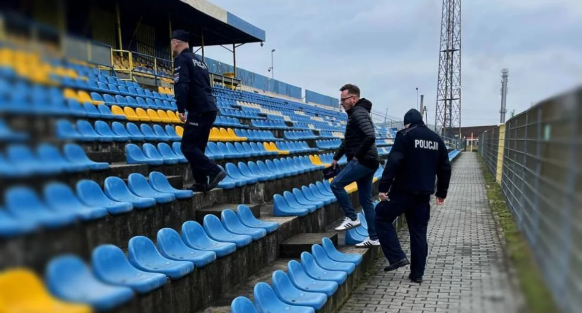 Policjanci sprawdzili stadion, jest bezpieczny. W sobotę RKS Radomsko przy Brzeźnickiej 26 podejmie Omegę Kleszczów. Trwa walka o III ligę
