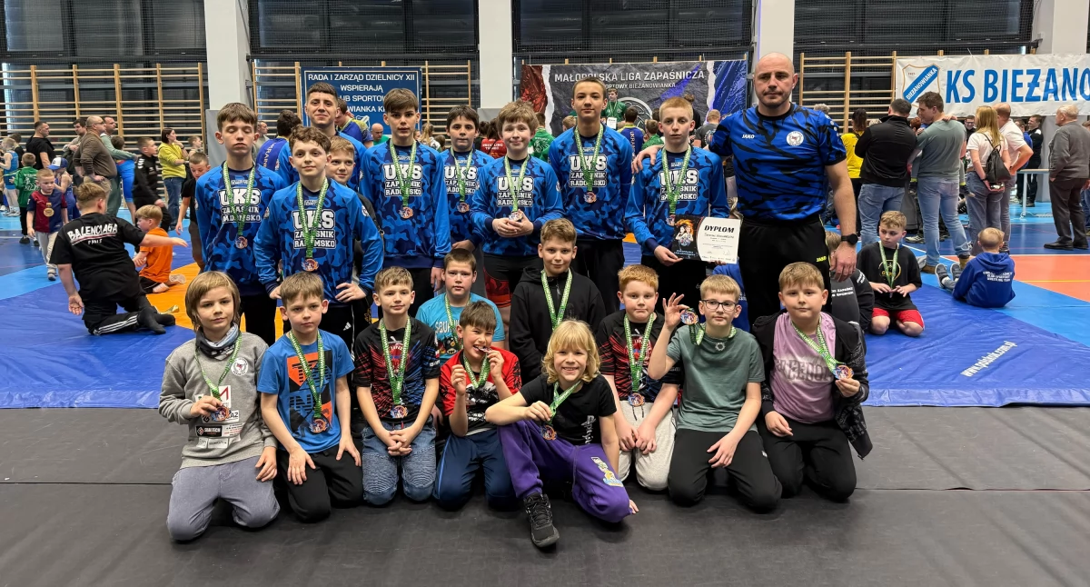 Medale zawodników UKS-u Zapaśnika Radomsko walczyli w I Rzucie Małopolskiej Ligi Zapaśniczej SPRING CUP 2025 w Krakowie.
