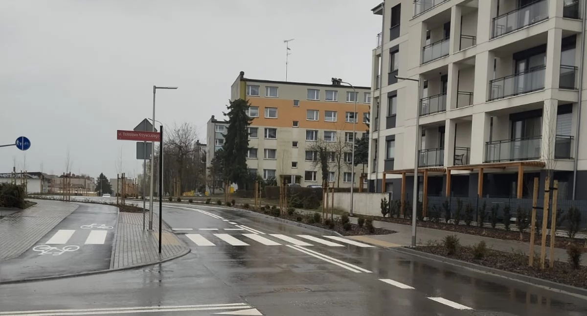 Urząd: - Na Łokietka wszystko jest zgodnie z przepisami. Uzgodniliśmy z policją. Policja: - Znaki powinny być po obu stronach. I nie opiniowaliśmy