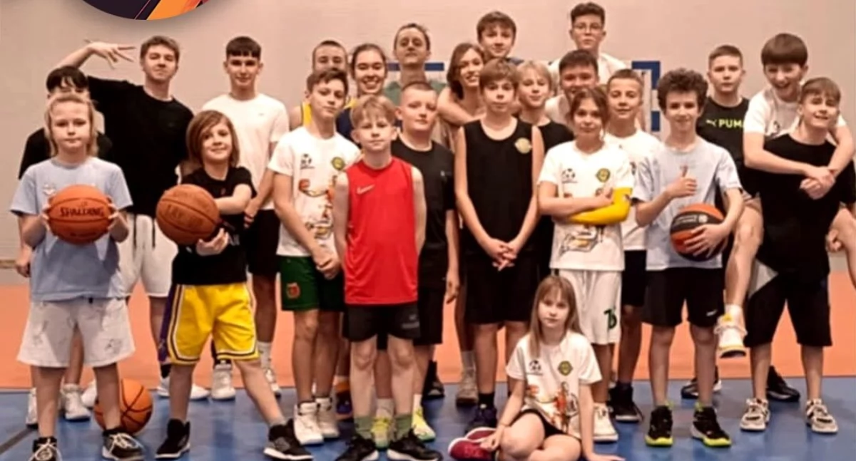 Turniej  Spring Basket Cup-Radomsko 2025. W przerwie mecz pokazowy narybku koszykarskiego 