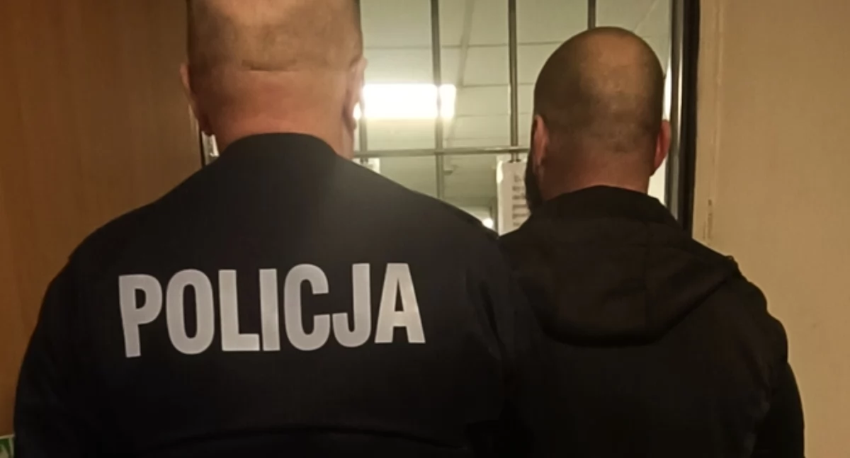 37-latek pokłócił się z 25-latkiem. Starszy z mężczyzn złapał nóż i zadał trzy ciosy. Był pijany