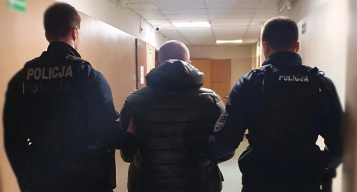 39-latek wziął z półek towar o wartości ponad 400 zł. Zatrzymał go policjant, który też przyszedł zrobić zakupy