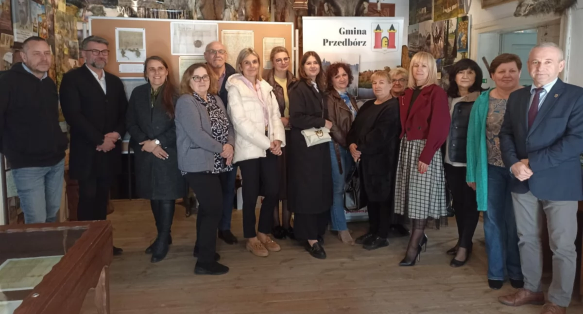 Przedbórz. Prawa miejskie nadał mu Władysław II Jagiełło. Muzeum Ludowe zaprasza na okolicznościową wystawę