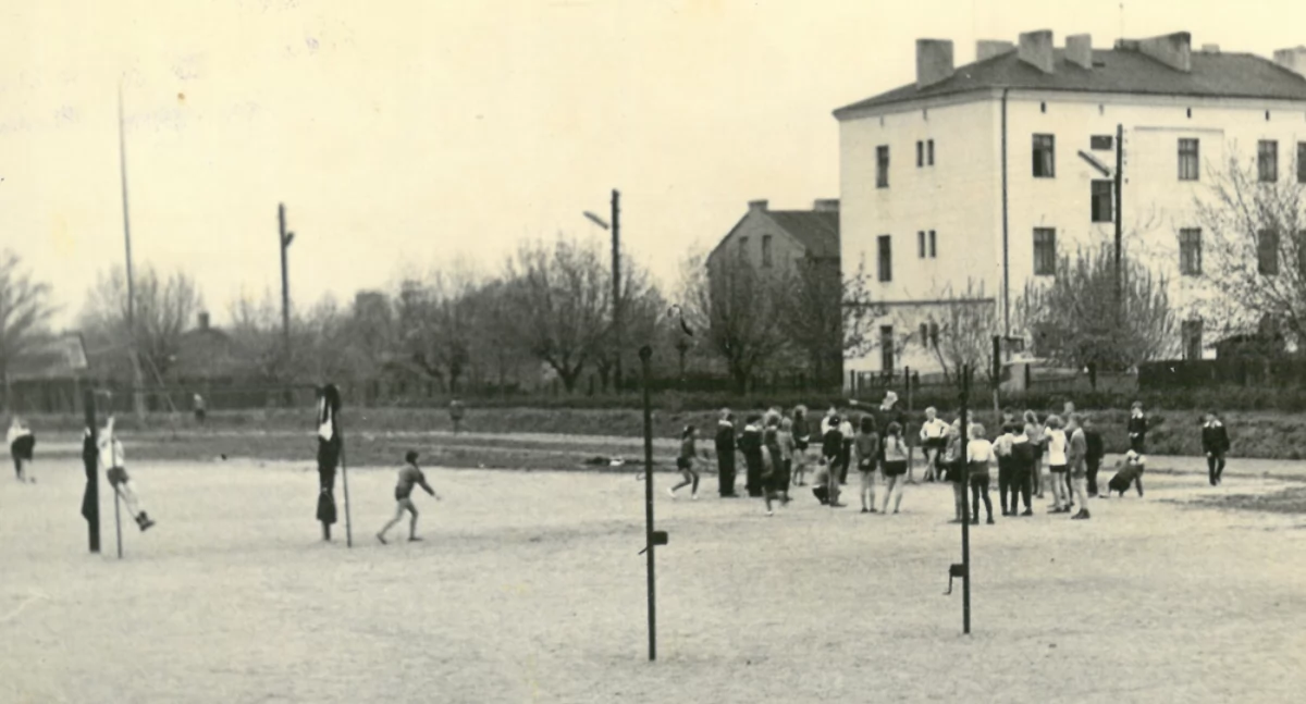Zaś na drugi dzień wypadł taki pomyślny, że krowa zdechła [Historia Gazetą pisana]  