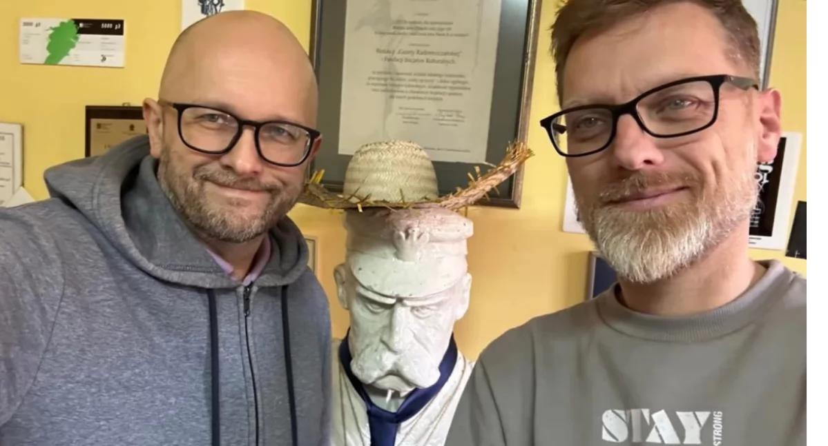 Wystarczy wyjść na zewnątrz (czytaj: ze społecznościówek) i od razu gęba się śmieje [podcast Redakcyjne Kolegium Wyborcze]