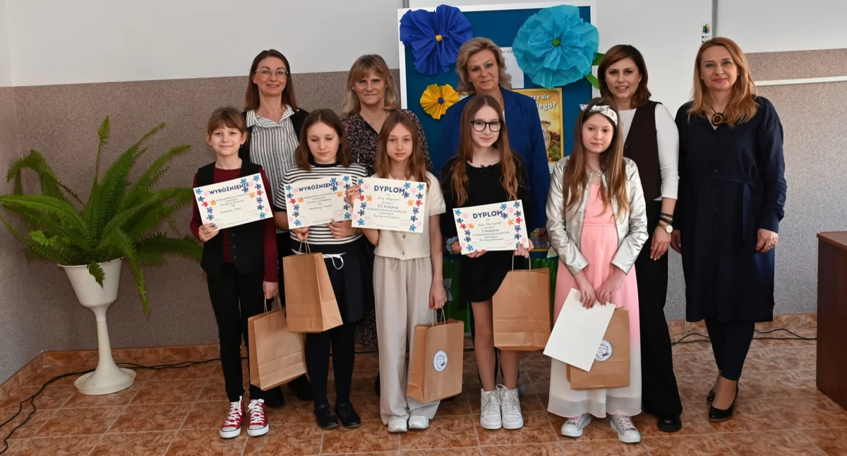 Nadia Wawrzyńczak wygrywa XVII Międzyszkolny Konkurs Wokalny “Europa w Piosence