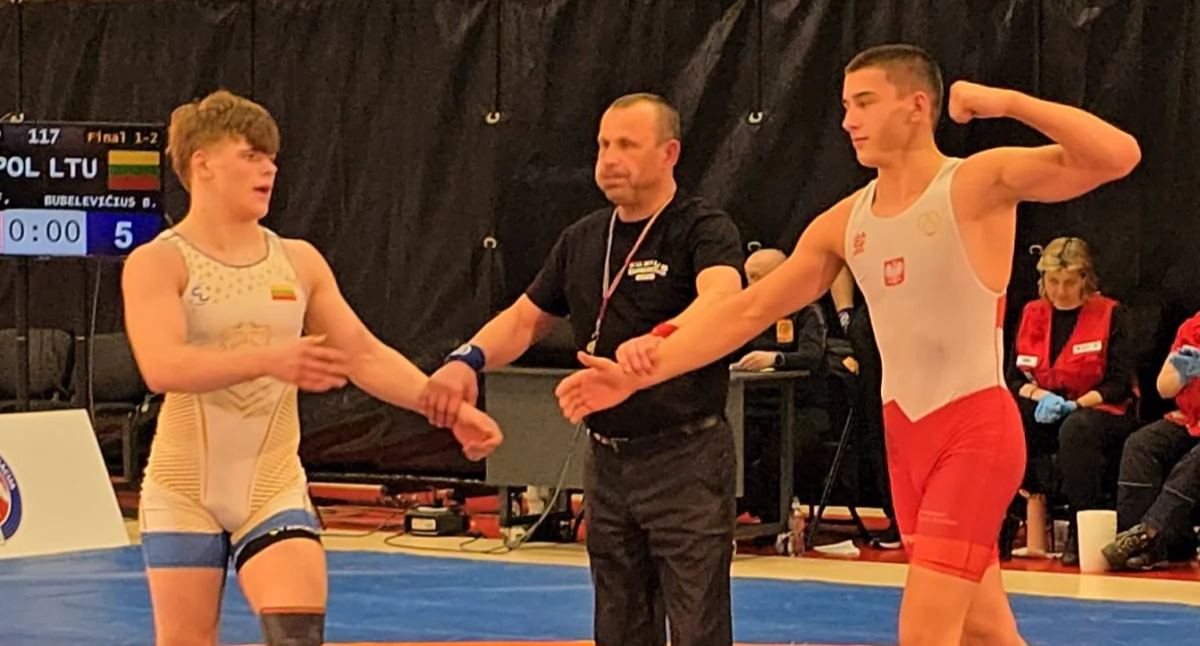 Bracia Franciszek i Antoni Koćwin najlepsi w międzynarodowym turnieju zapaśniczym kadetów Vilnus Supercup