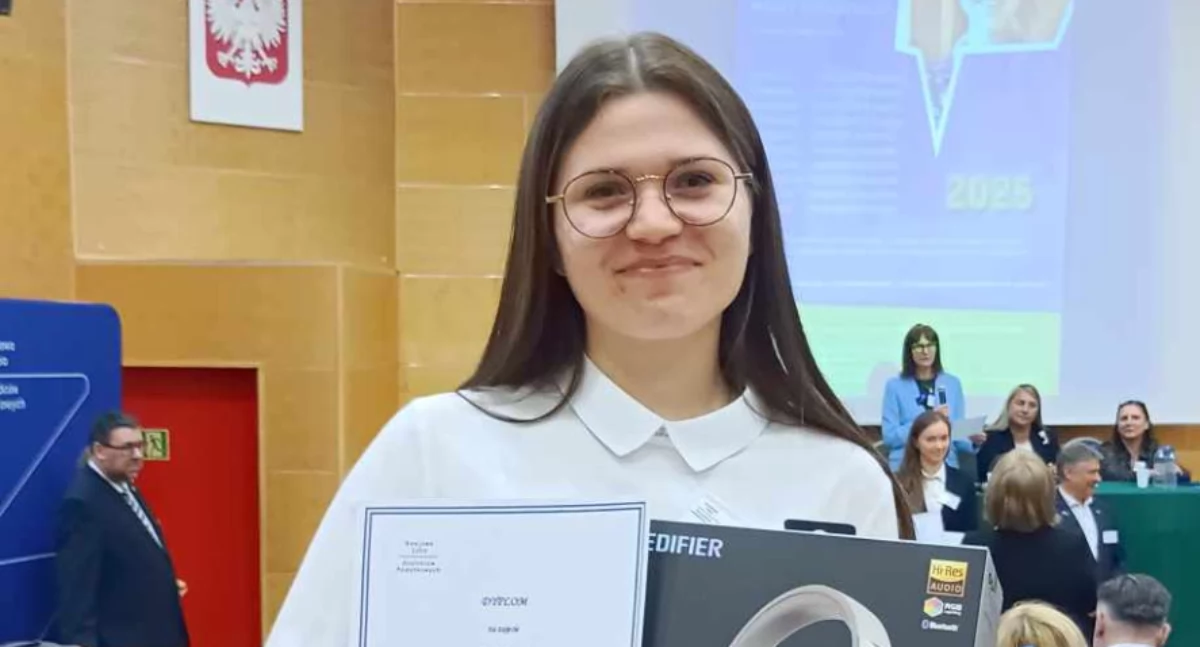 Marta Szczęsna, uczennica Ekonomika, laureatką XV Ogólnopolskiego Konkursu Wiedzy o Podatkach