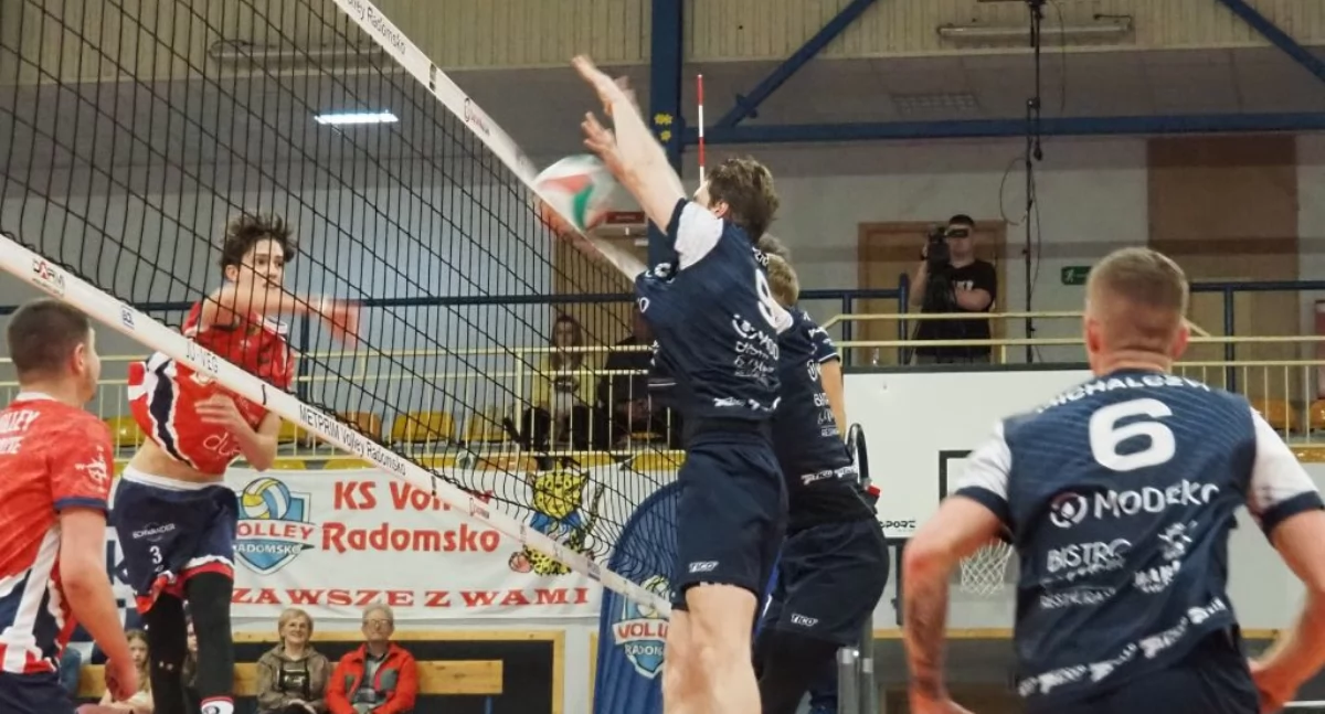 Rozpoczął się turniej finałowy w siatkówce. Metprim Volley Radomsko bije się o II ligę [ZDJĘCIA]
