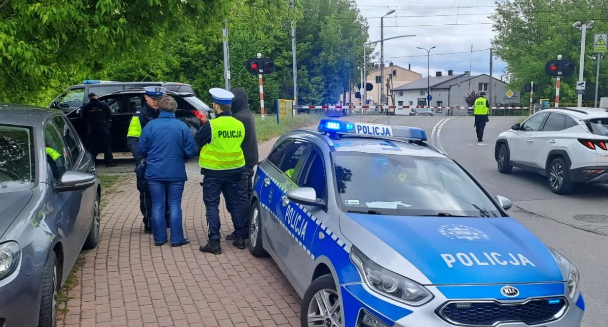 Uważajcie na przejeździe w Piłsudskiego. Policja ustala, co się dokładnie stało