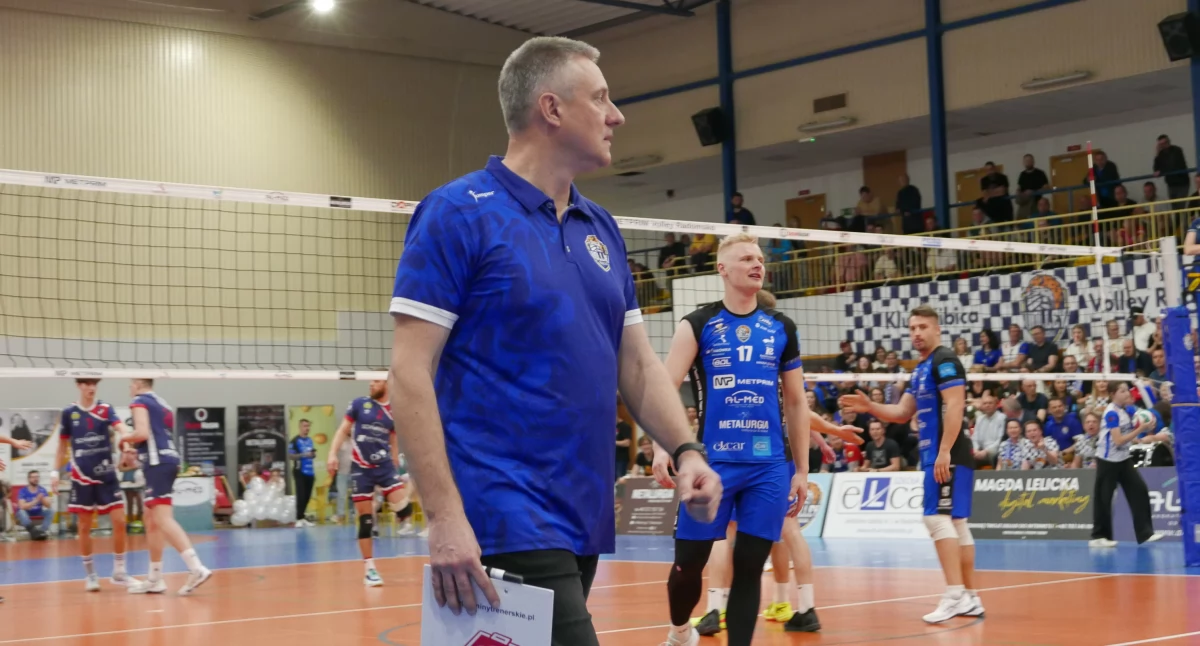 KS Volley Radomsko: - Chcemy podziękować trenerowi Sławomirowi Augustyniakowi za półtoraroczną wspaniałą przygodę