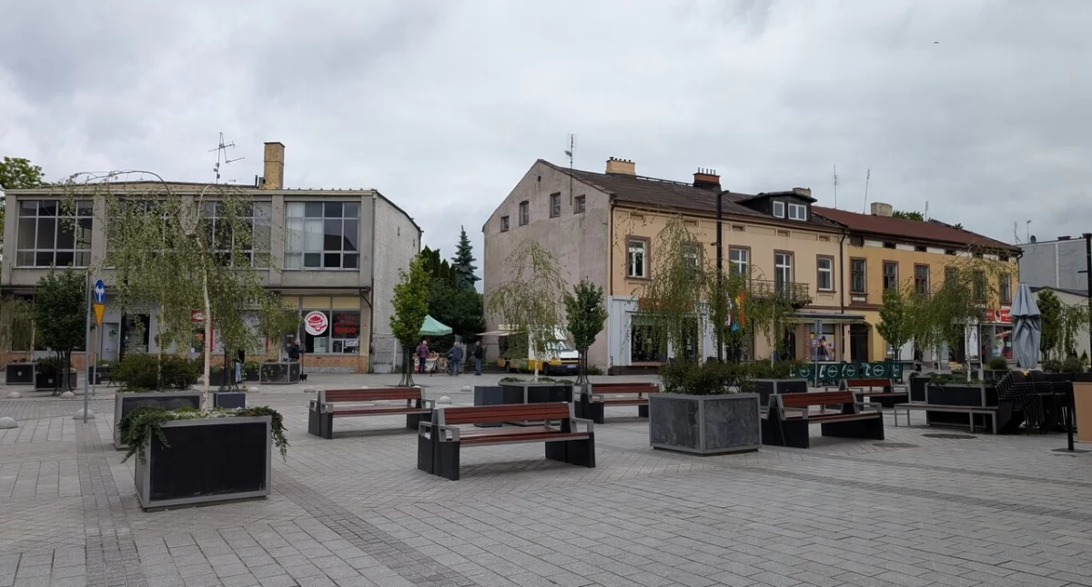 Urząd miasta informuje: - Rozbiliśmy bank! Glinianki najlepsze w całym województwie, Reymonta i Żeromskiego wyróżnione