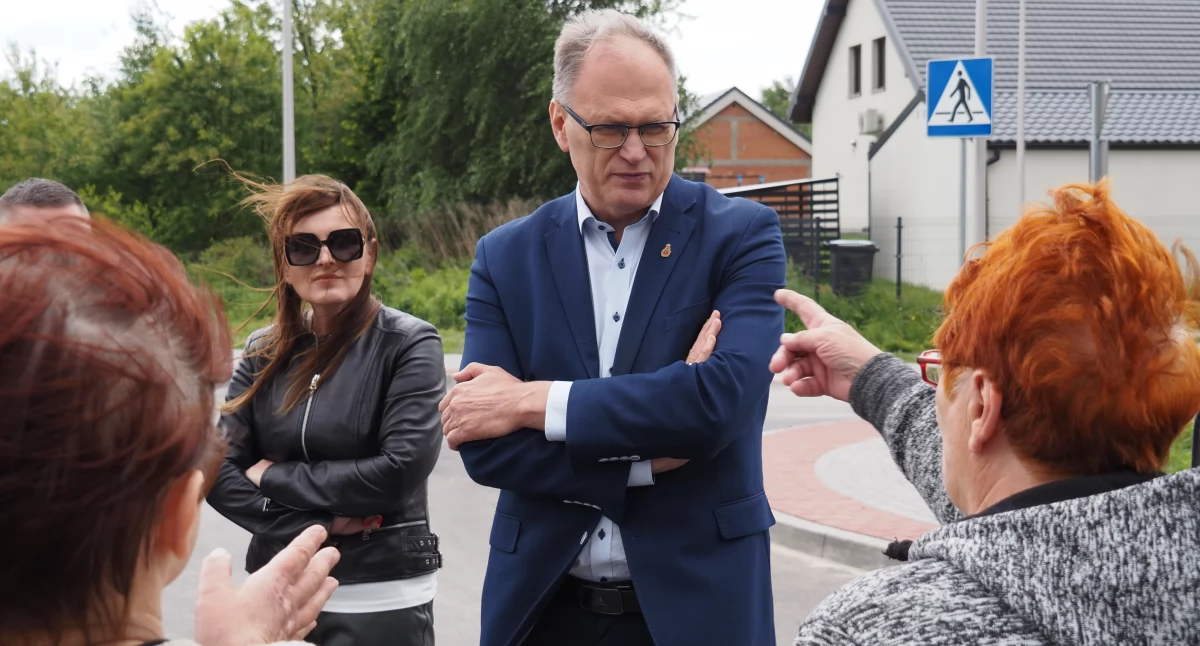 [FILM] Mieszkanka Bytnara do prezydenta Ferenca: - Ściągniemy tu panią Jaworowicz! Prezydent: - Myśli pani, że nie ma lepszych tematów?