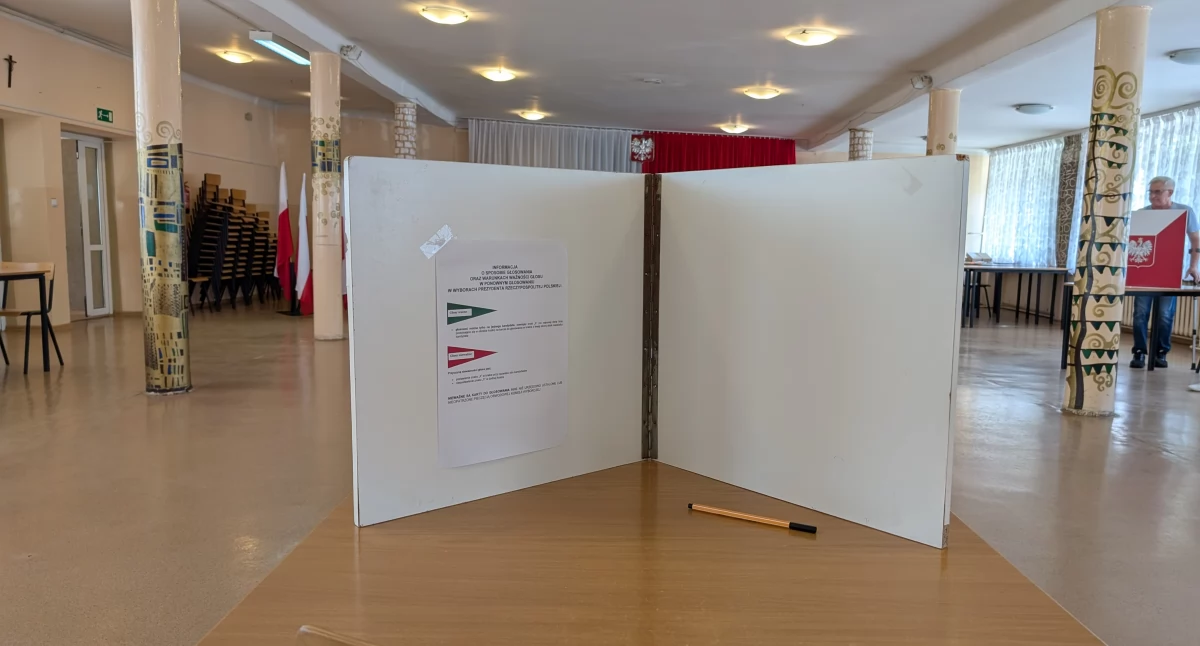 Trwa druga tura wyborów prezydenckich. Do godziny 12 w powiecie radomszczańskim frekwencja wyniosła ponad 25 procent 