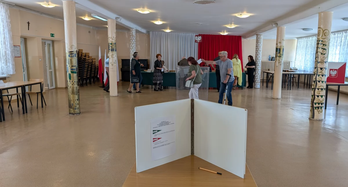 Wyniki II tury wyborów prezydenckich w gminie Dobryszyce. Karol Nawrocki zwycięża, ale nie wszędzie z ogromną przewagą