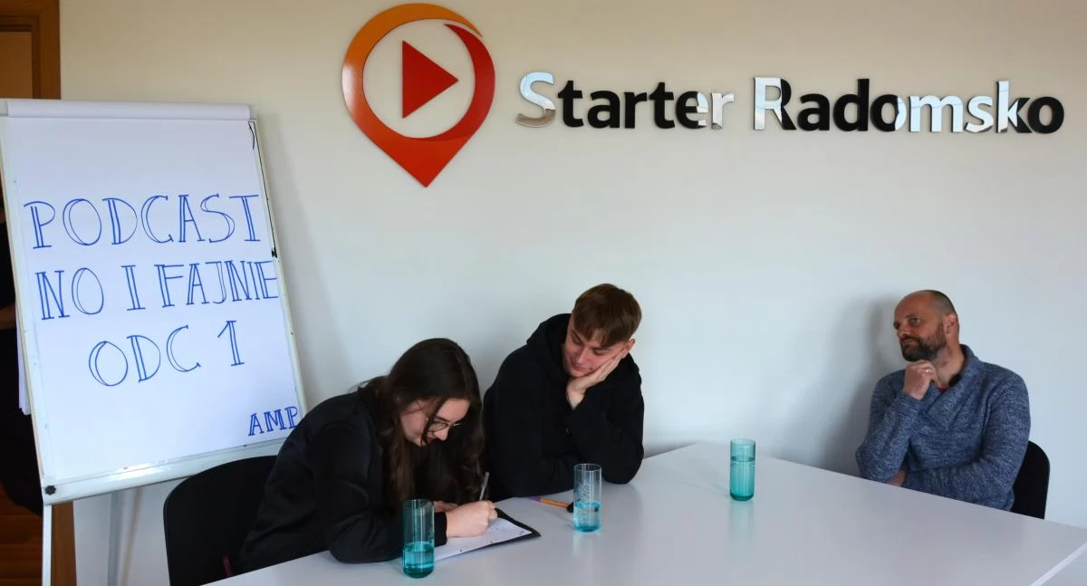 Pierwsze koty za płoty. „No i fajnie” to nowy podcast realizowany przez uczestników AMP